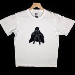Uniqlo X Star Wars Embroidered T Shirt Size Small